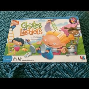New Chutes and Ladders Board Game 2005